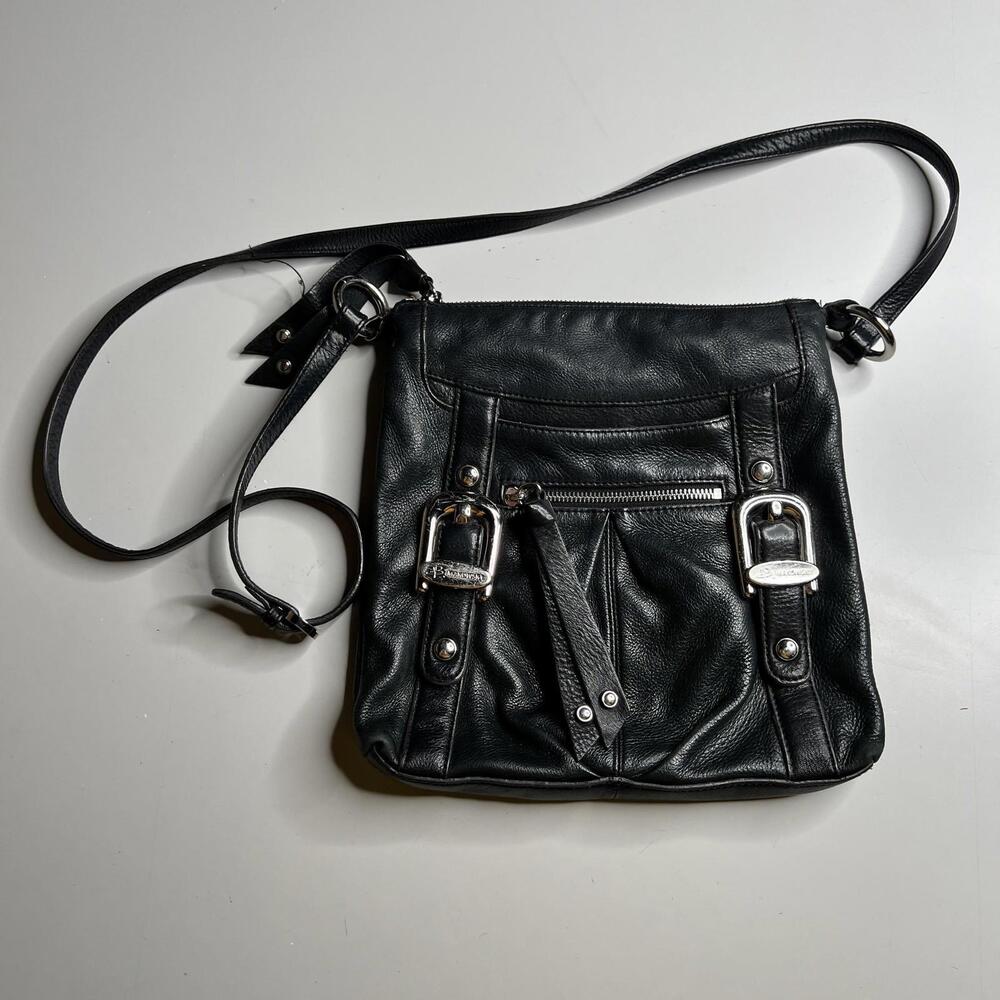 B. Makowsky Crossbody Bag Womens Medium Black Leather Buckle Silver Hardware